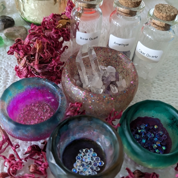 Manifesting Magical Vibes for a Happy & Peaceful Day!🍀❤️📬😍🧿🦁🐝🏡💕 - Picture 5 of 7